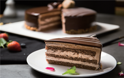 ฉันสามารถใส่ถั่วชนิดใดลงในเค้กโอรีโอรสเกลือทะเลได้บ้าง?